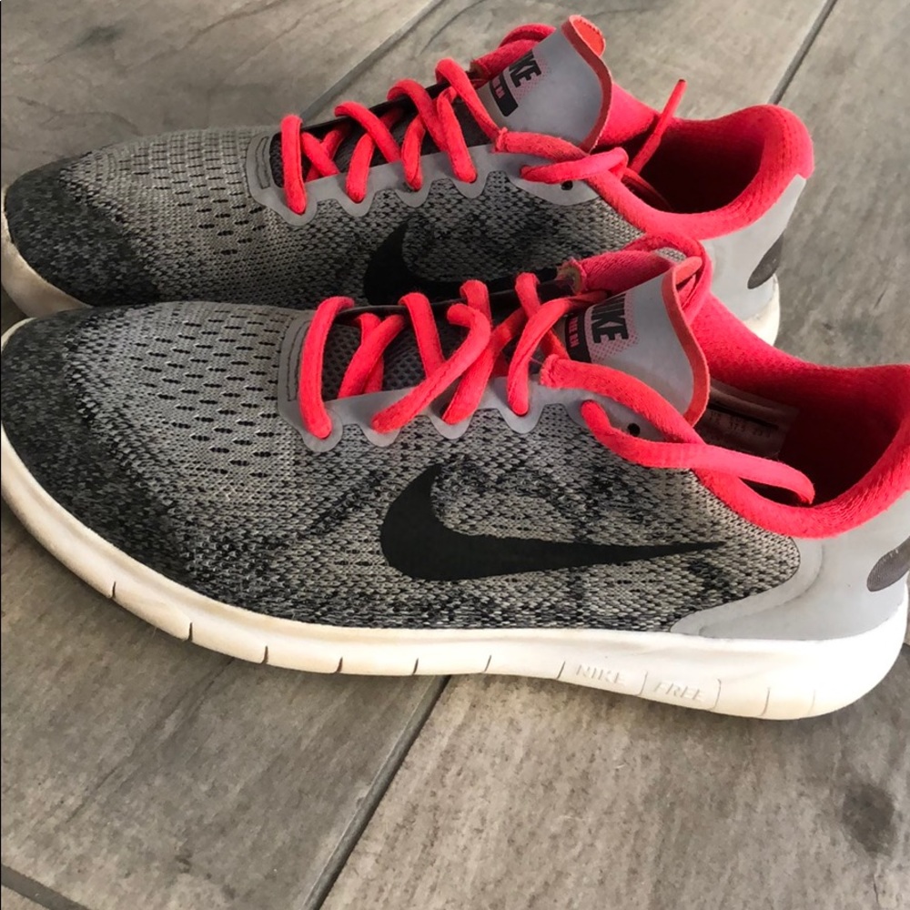 Girls Nike Free Size 5